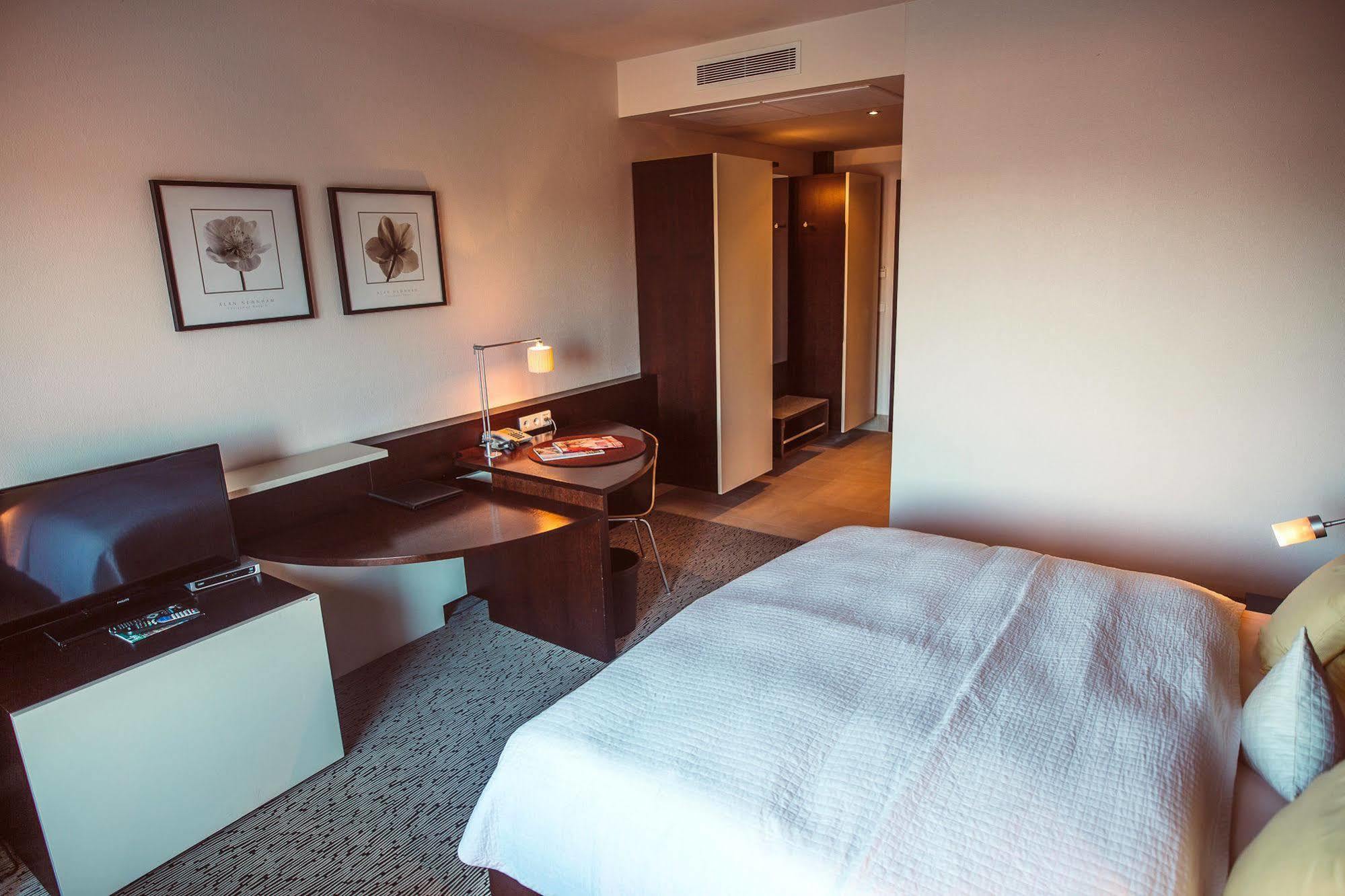 Lindenhof Hotel Tepe Damme Kültér fotó